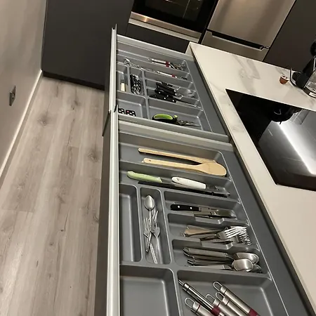2 * Аликанте